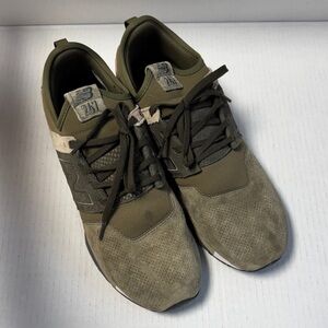 New Balance Men's Khaki Green Sneakers